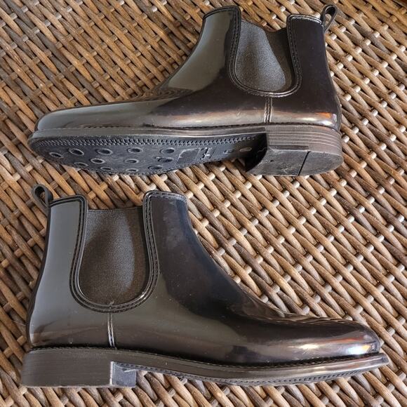 HENRY FERRERA Marsala Black Vegan Patent Leather Rain Boots 8 Waterproof Ankle - Picture 2 of 10